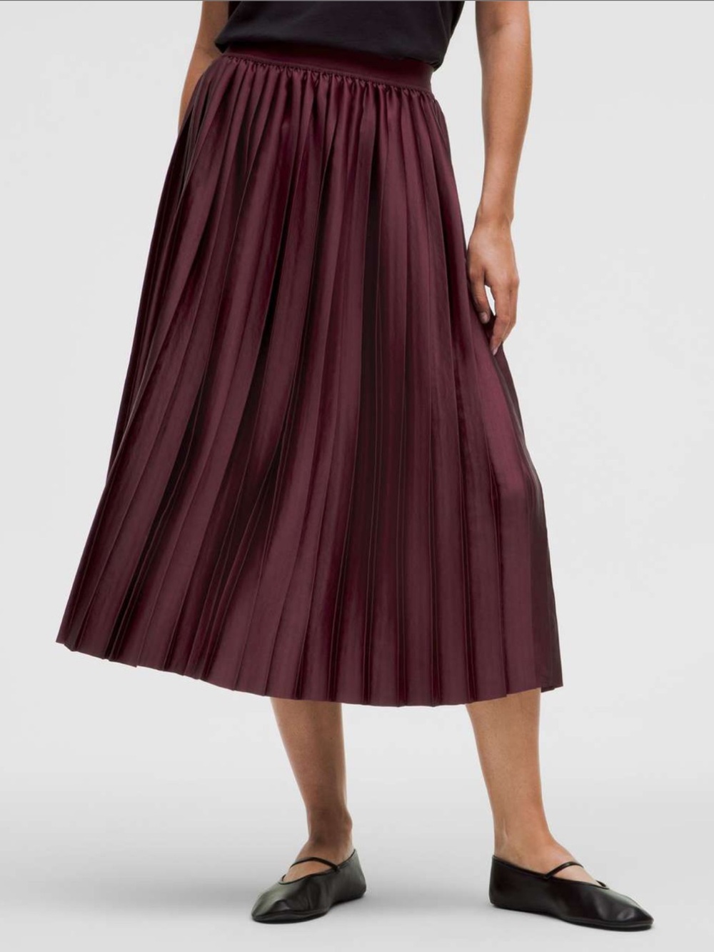 Lululemon Satin Pleated Midi Skirt - Garnet - M